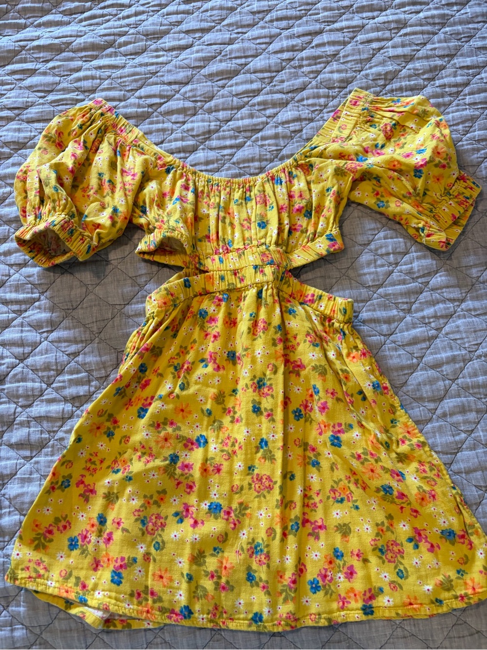 Billabong Yellow Floral Off-Shoulder Dress size medium